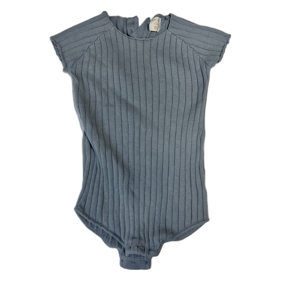 Boy bundle Amelia NWT hat, analogie ribbed onesie, Violeta Federico blanket 24 M - Picture 4 of 9